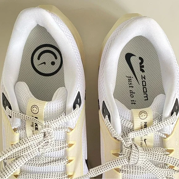 10 Nike Air Zoom Pegasus 40 Womens white black coconut milk running shoes sneaks - Picture 9 of 9